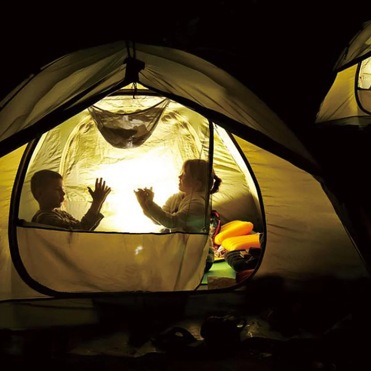 8-in-1 Emergency Weather Radio LED Flashlight - Image 17