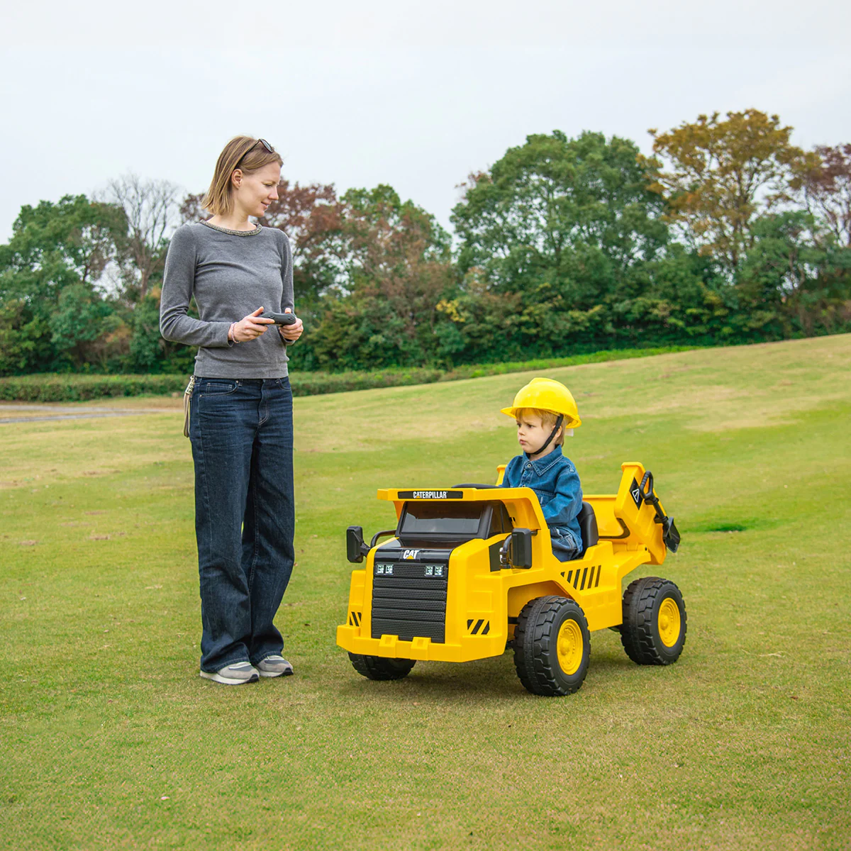 CAT Dump Truck Ride-On Toy - Image 17