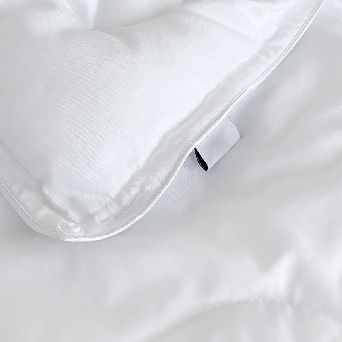 Cooling Duvet Insert for Cooling Reversible Duvet - Image 4