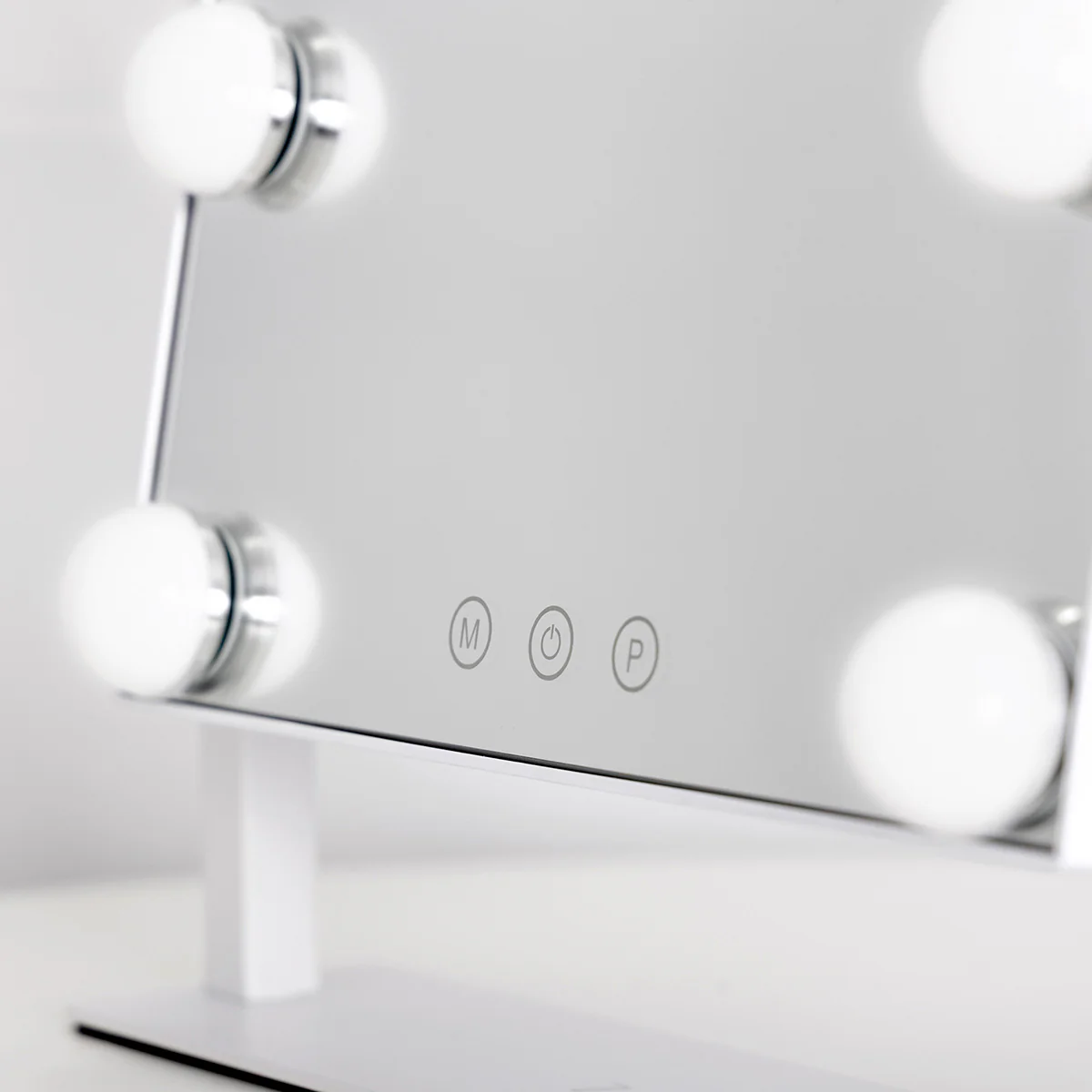 LED Hollywood Vanity Makeup Mirror - Image 4